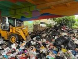 Bandung Angkut 16 Rit Sampah, TPS Pasupati Tutup Selamanya