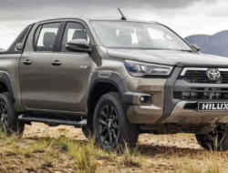 Toyota Hilux 2025: Tangguh dan Nyaman di Segala Medan