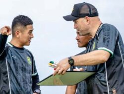 Emoh Boncos! Pelatih Persebaya Surabaya Buka Rahasia Kesulitan Cari Pemain Lokal Berkualitas