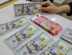 Rupiah Melemah, Cek Kurs Dolar AS di BMRI, BCA, BRI, dan BNI Hari Ini