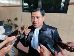 Bocah Penjual Jamu Kini Jadi Pengacara Handal
