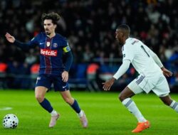 Pembaruan Klasemen Liga Prancis: PSG Kalah Ketiga, Luis Enrique Bantah Dembele