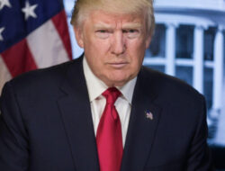 Trump Menguasai: Persaingan AS-Iran, NATO Melemah, Dunia Di Ambang Kekacauan Global