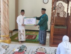 Video: Masjid Agung Darussalam Manggar Dapat Bantuan Rp55 Juta untuk Renovasi