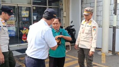 Melihat Blok Panduan Jakarta Mulai Rusak, Warna Pudar dan Ditutup Parkir Liar