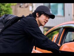 4 Drama Korea Yoo Yeon Seok dengan Easter Egg Menarik di Phantom Lawyer