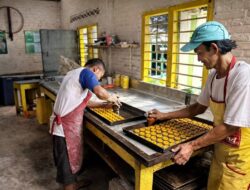 Wanita ini sukses jualan kue dan banjir pesanan berkat BRI